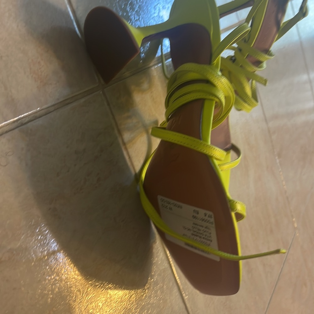 Open toe sandal - Picture 3 of 4